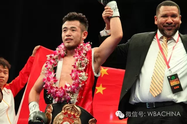 裘晓君TKO获胜获得世界冠军挑战权 徐灿卫冕WBA国际金腰带
