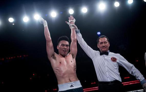 拳力联盟第三季开打战 李同辉击败前菲律宾冠军