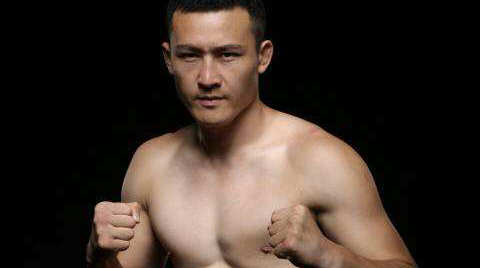 UFC签约中国“东北虎”王冠:羽量级排名前十的都想打!