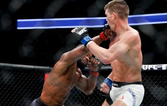UFC209次中量级冠军战结果引争议 白大拿倾向汤普森获胜