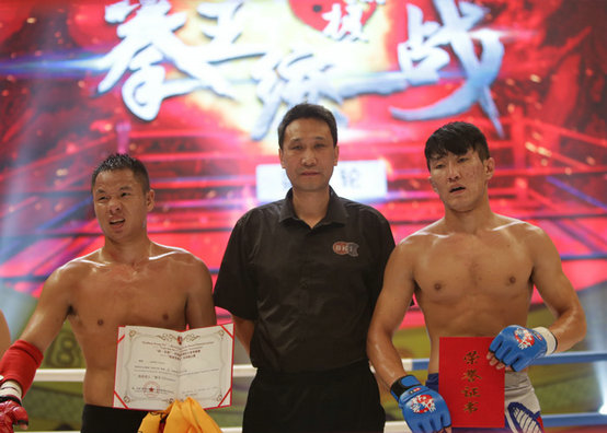 王冠签约UFC恩师开心 赵学军:他是UFC中国最强选手