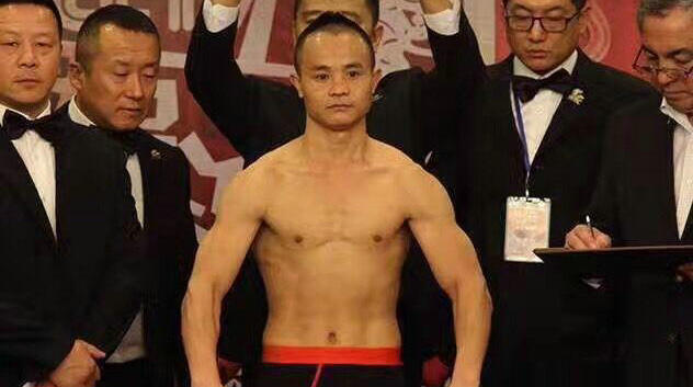 35岁熊朝忠重启征程 年底将挑战新科世界拳王