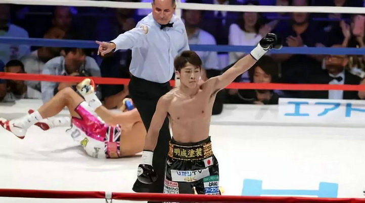 井上尚弥KO卫冕拳王，一回合就成为三个级别的世界冠军！
