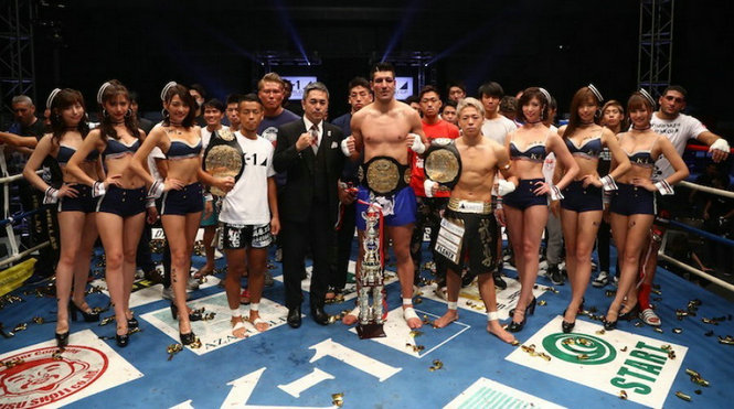 武尊和武居由树双双首局KO获胜,卡里米安夺K-1 WGP次重量级冠军
