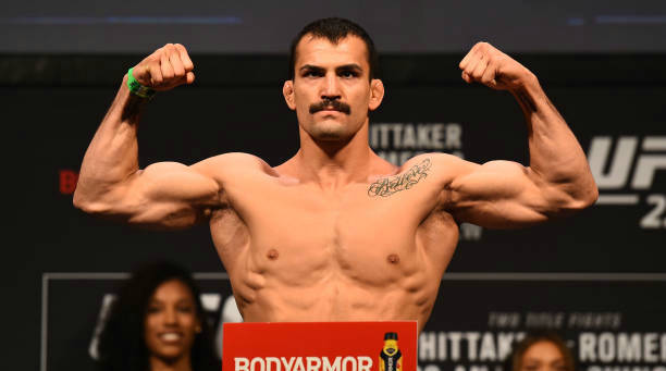 UFC 231:米尔萨德·贝提克因伤退赛