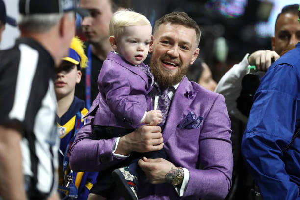 conor-mcgregor-UFC-NFL.jpg