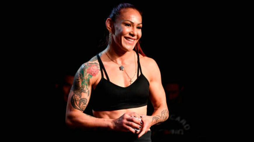 UFC-cris cyborg.jpg