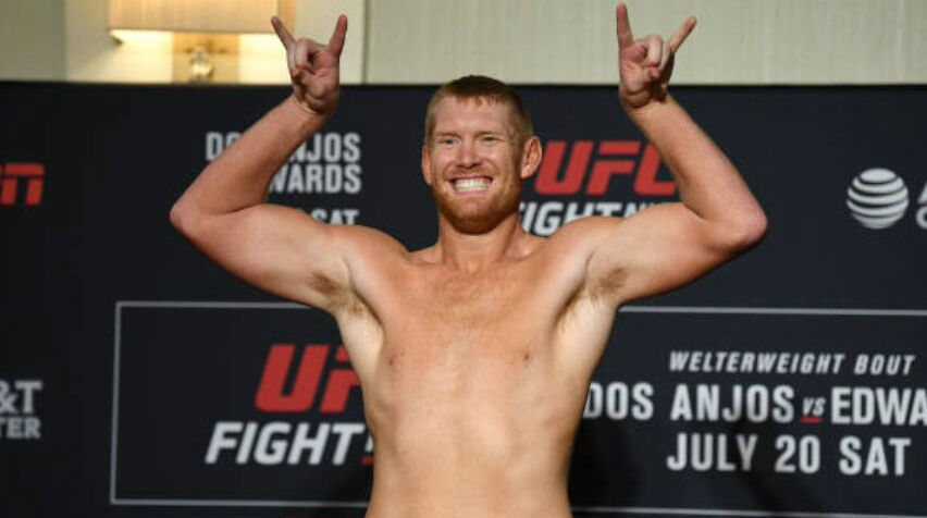 UFC-Sam Alvey.jpg