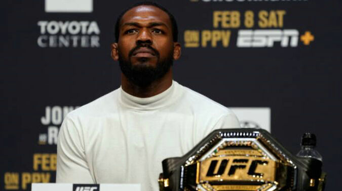 UFC冠军乔恩·琼斯酒驾认罪 或将免受牢狱之灾