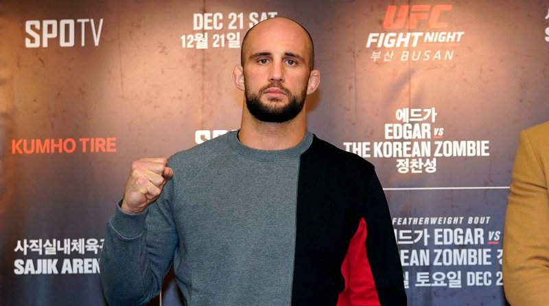 UFC格斗之夜180:沃尔坎·奥兹德米尔因伤退赛
