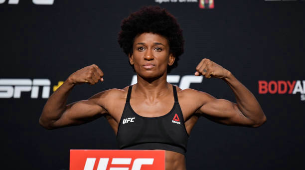 UFC 256:安吉拉·希尔新冠检测呈阳性退赛