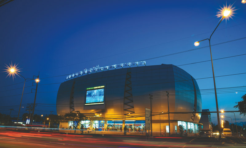 Lumpinee Stadium-1.jpg