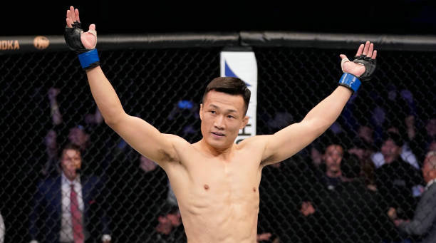 “韩国僵尸”郑赞成找不到对手并尝试去轻量级找人