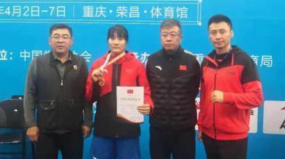 汪丽娜夺得全国女子拳击锦标赛75公斤级冠军