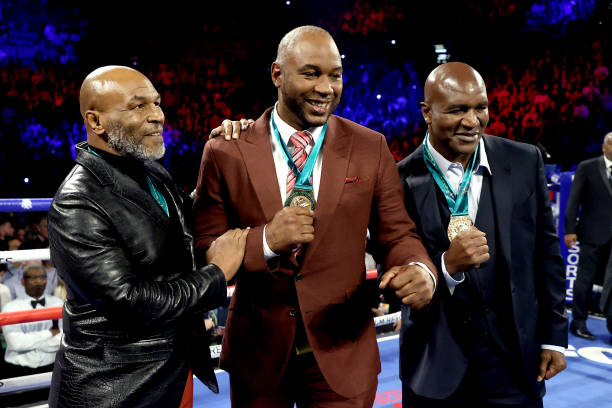 mike-tyson-lennox-lewis-evander-Holyfield.jpg