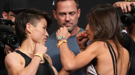 张伟丽与乔安娜二番战明天开打!UFC 275赛前称重图集