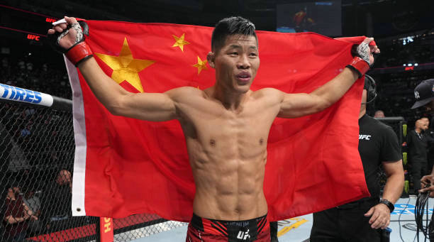 李景亮TKO穆斯里穆,苏木达尔基被降服,奥特加受伤被罗德里格斯TKO
