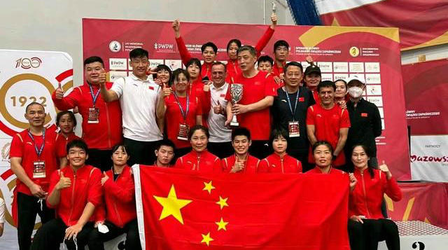中国摔跤队国际A级赛奖牌居首