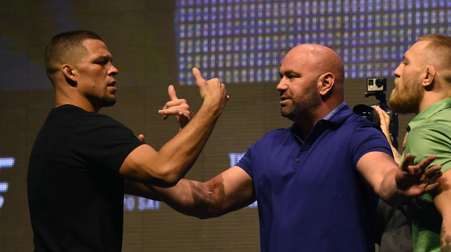 UFC总裁白大拿回应迪亚兹的抱怨:我们不可能扣押谁