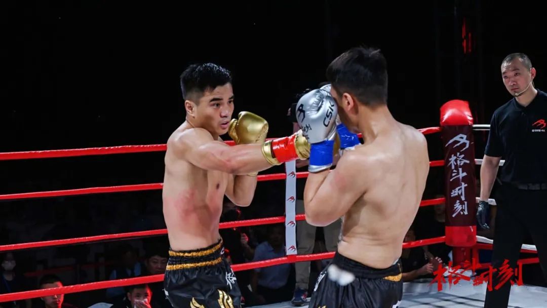 格斗时刻·列阵第一轮淘汰赛结束,12场比赛4次KO,两家俱乐部强势晋级