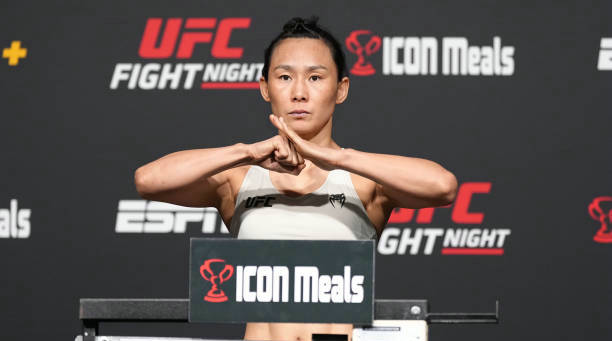 UFC格斗之夜:邓恩 VS 闫晓楠!赛前称重图集