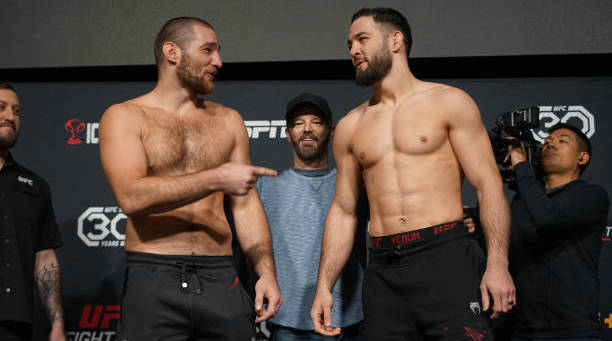 UFC格斗之夜217赛前称重图集!斯特里克兰德vs伊马沃夫