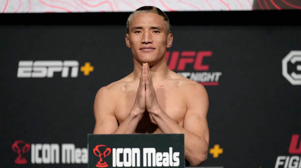 中国选手益扎参战!UFC格斗之夜218期赛前称重图集