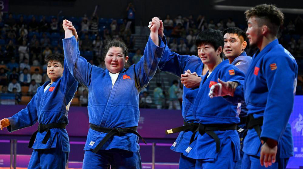 柔道综合：日本队混合团体摘金 中国队收获铜牌