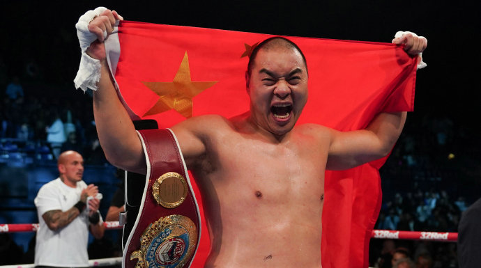 张志磊第三回合KO乔伊斯成功卫冕WBO金腰带