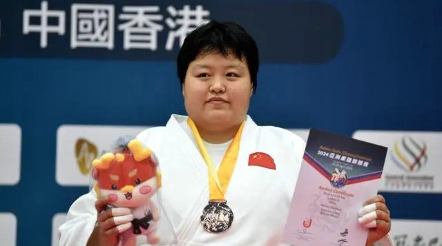 亚洲柔道锦标赛中国队获两铜