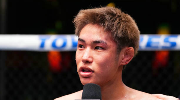 平良达郎第二局TKO佩雷兹豪取6连胜继续不败金身