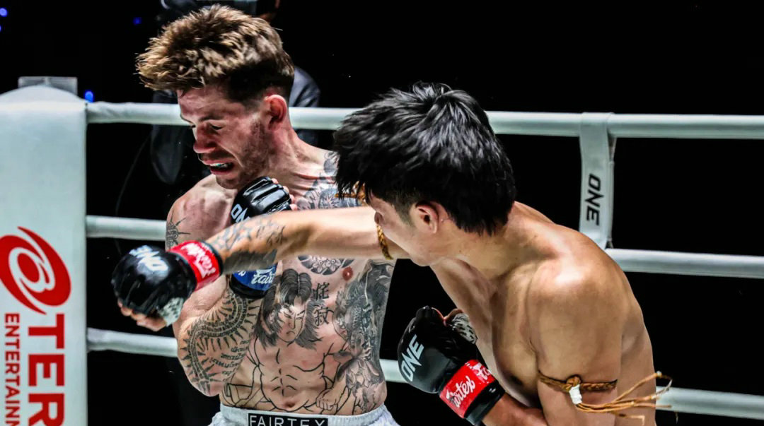 ONE周五格斗夜133战报：庞佩TKO获胜！