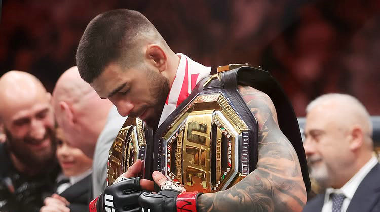 UFC冠军伊利亚·托普里亚因个人原因暂时告别赛场