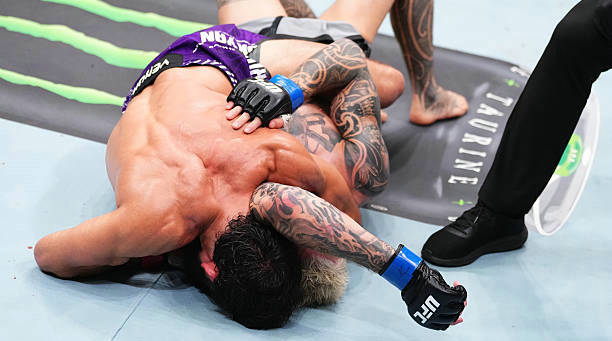 萨鲁基安第二局绞杀霍克！加里点胜贝拉尔