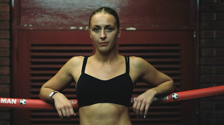 PFL冠军系列赛5：达科塔·迪切娃因伤退赛