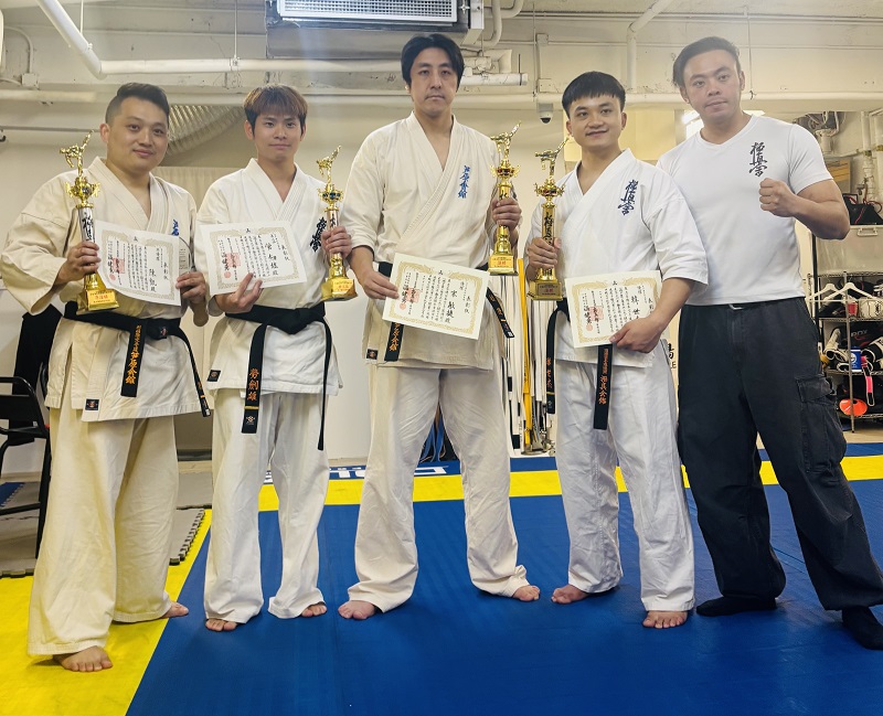 内地空手道选手宋敏捷与陈凯包揽香港空手道大赛冠亚军