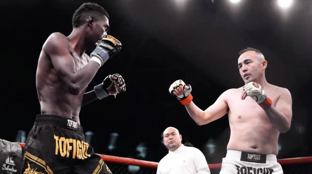 赛尔伟多杯·决战天山之巅圆满落幕，伊力扎提首回合终结对手，拿下开年首战！