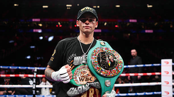 加西亚完胜巴里奥斯夺得WBC世界冠军金腰带