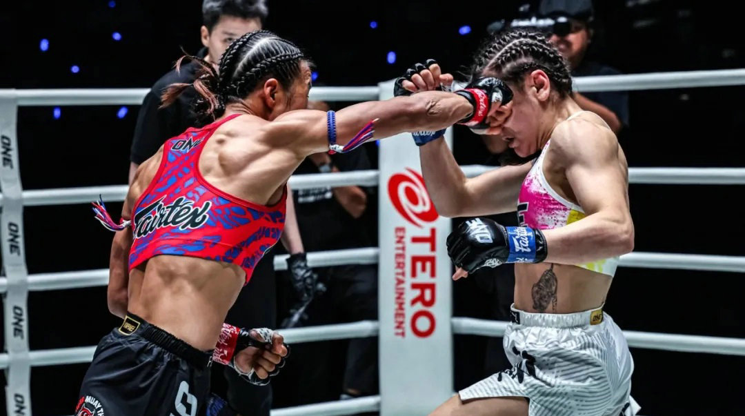 “ONE周五格斗夜143”战报：维罗分歧判定胜科恩