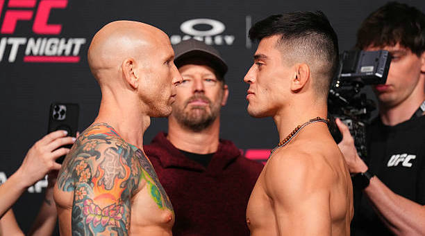 UFC格斗之夜：埃米特VS瓦列霍斯！赛前称重