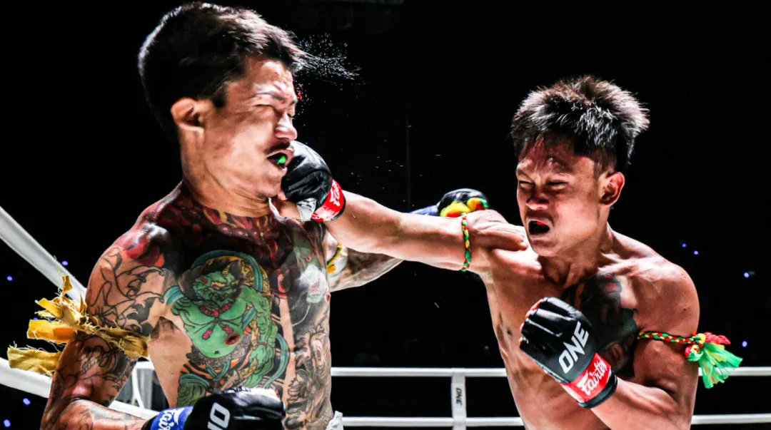 ONE周五格斗夜144战报：查特皮奇特豪取三连胜！