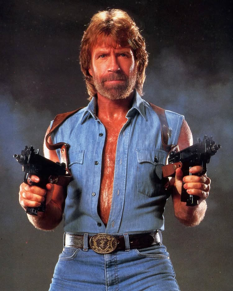 Chuck Norris-3.jpg