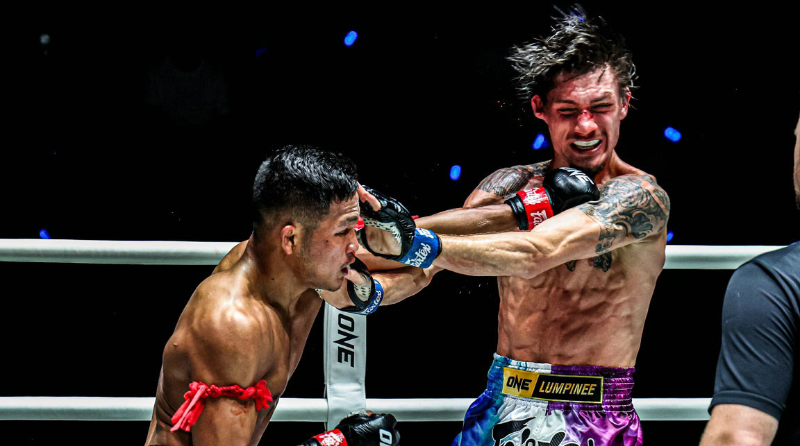 ONE周五格斗夜149战报：冬荫功TKO对手，坤蓬爆冷遭首回合KO