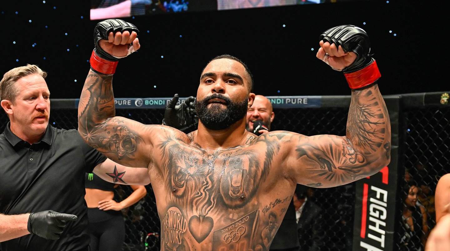 白大拿回应关于奥运摔跤冠军盖博·史蒂文森首秀对手