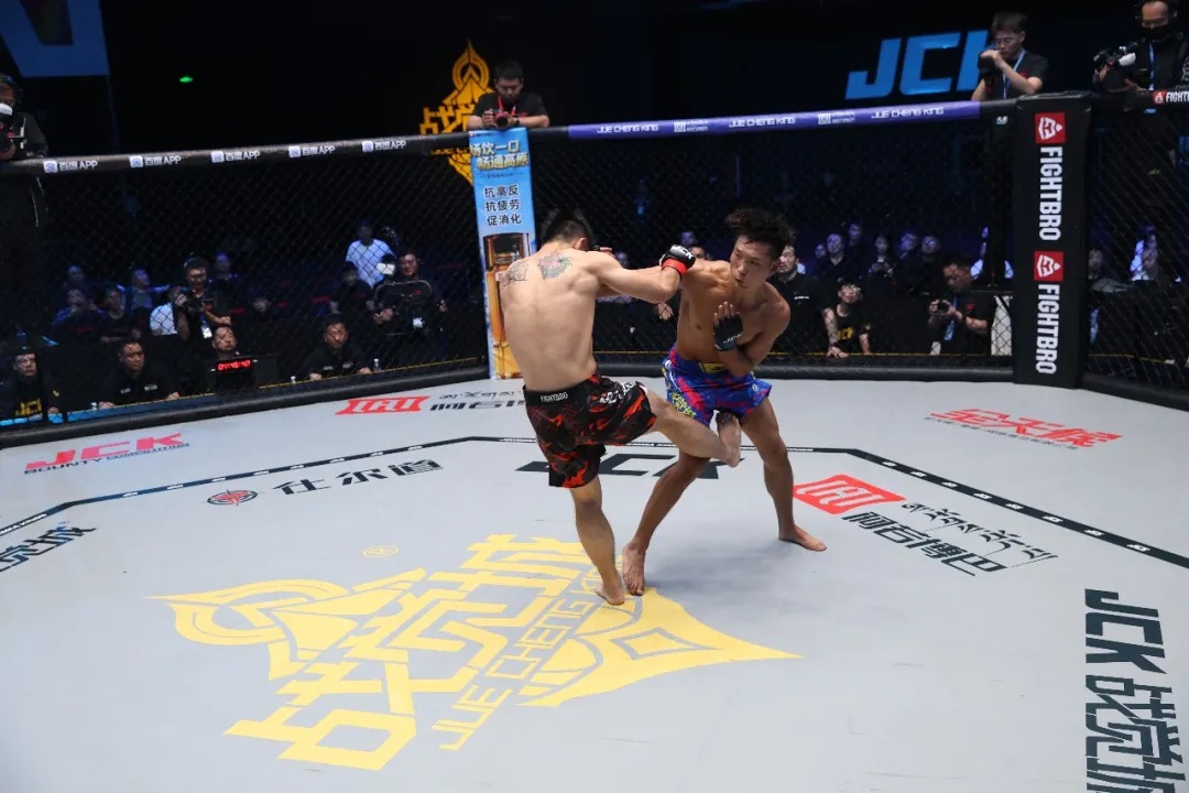 JCK-MMA.jpg