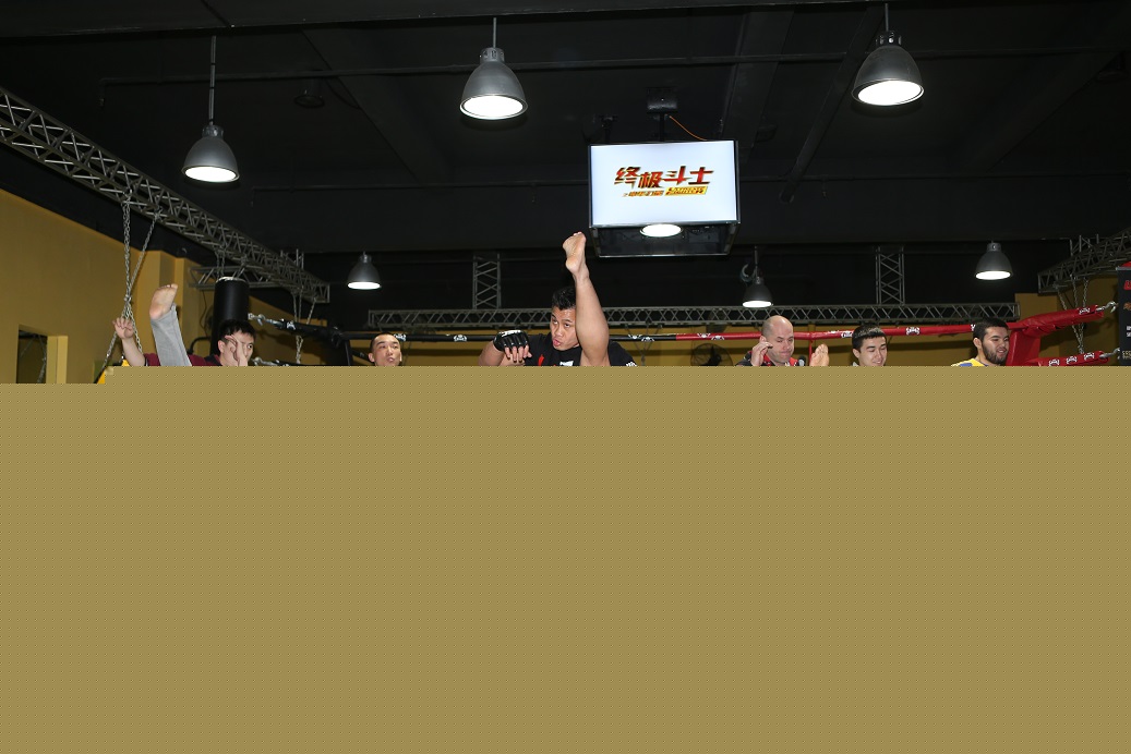 UFC格斗巨星康李在上海粉丝见面会图片