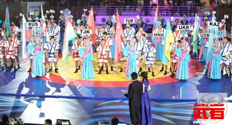 中国跤参加2014年世界突厥人摔跤大会 蒙古队夺冠（视频）