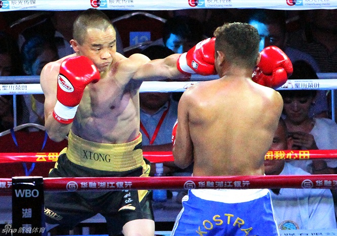 熊朝忠6回合TKO印尼陪练 10月挑战WBA世界金腰带
