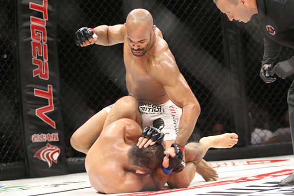 WSOF15布兰奇TKO冈见勇信