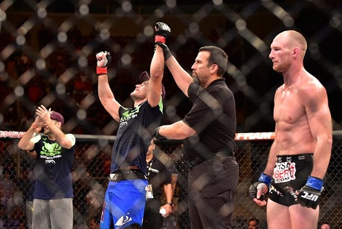 UFC格斗之夜62:玛雅、席尔瓦战胜对手夺取两连胜
